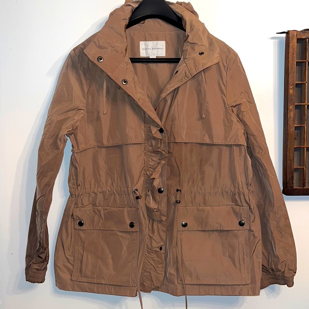 Banana Republic Light Brown Ruffle Cinched Waist Windbreaker Women's Size L